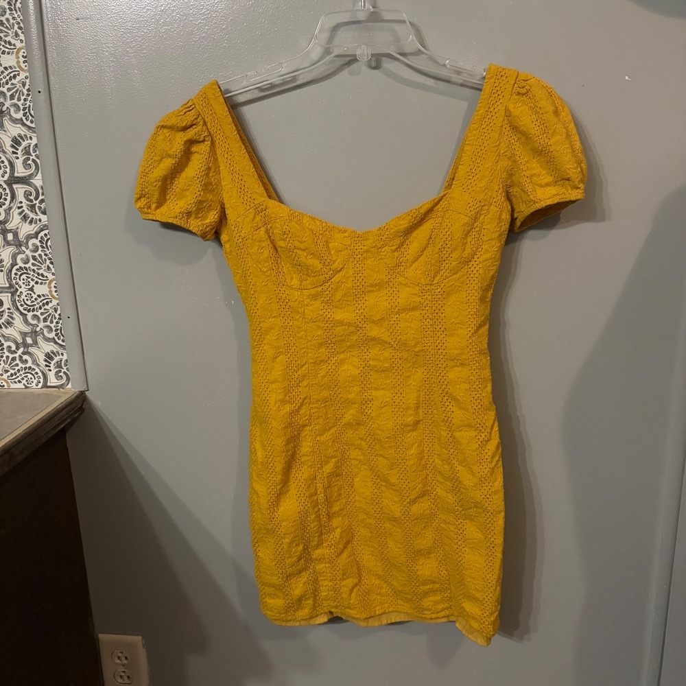Forever 21 Golden Yellow Short Sleeve‎ Mini Pencil Sundress (Junior's Small)